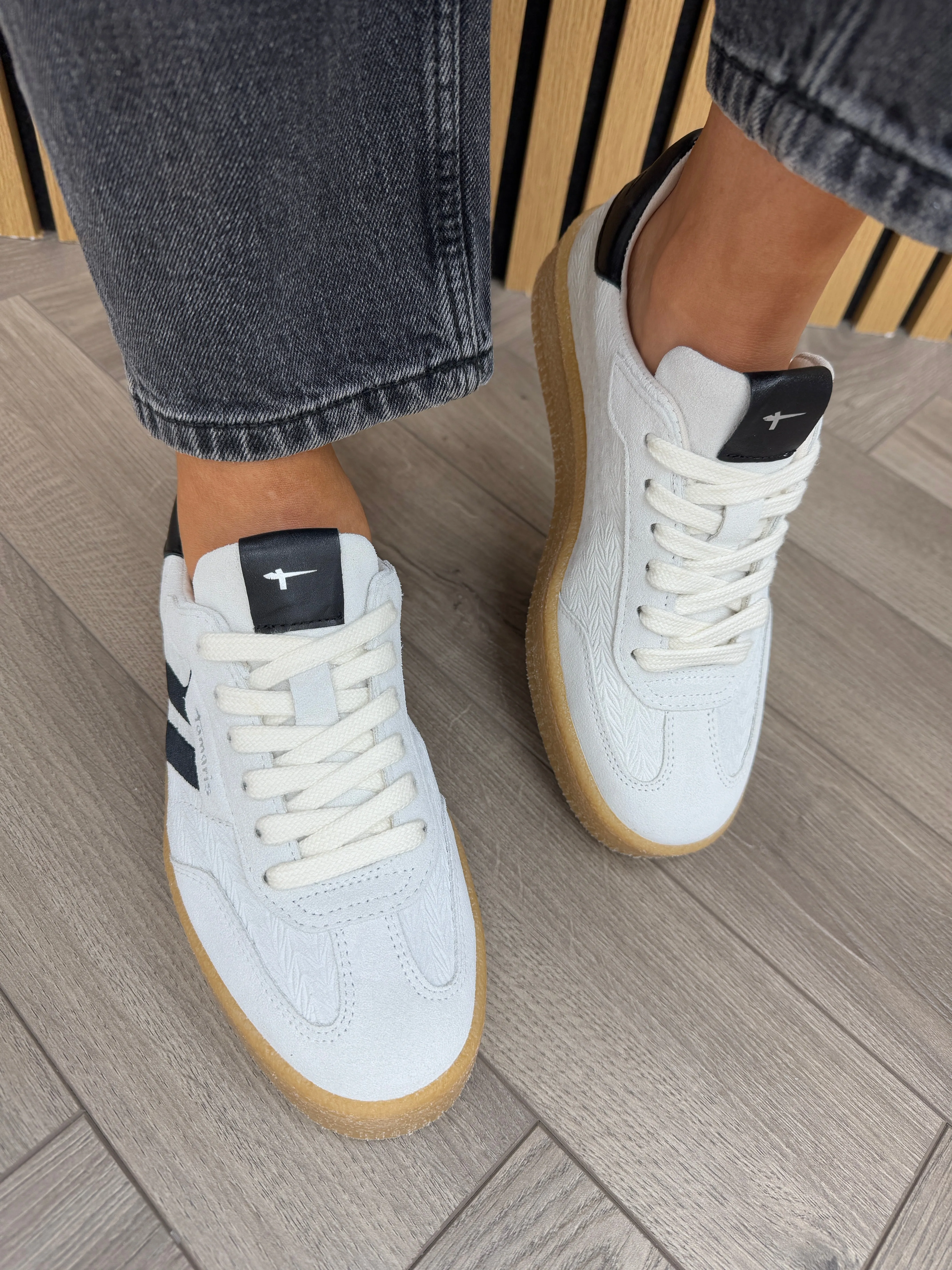 Tamaris (SS25) Suede Trainer With Gum Sole 23723 - Ivory (T41)